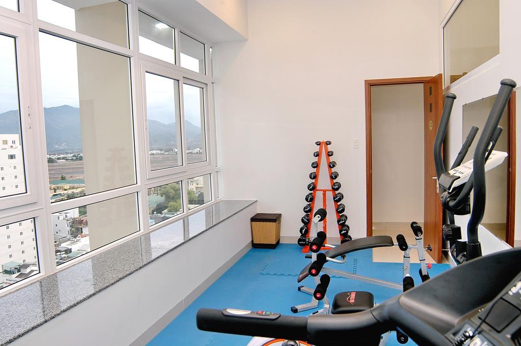 Nam Hung Hotel Nha Trang Exteriör bild