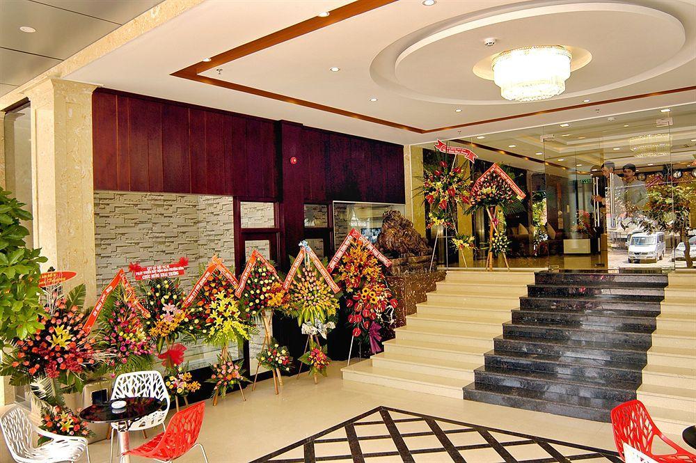 Nam Hung Hotel Nha Trang Exteriör bild