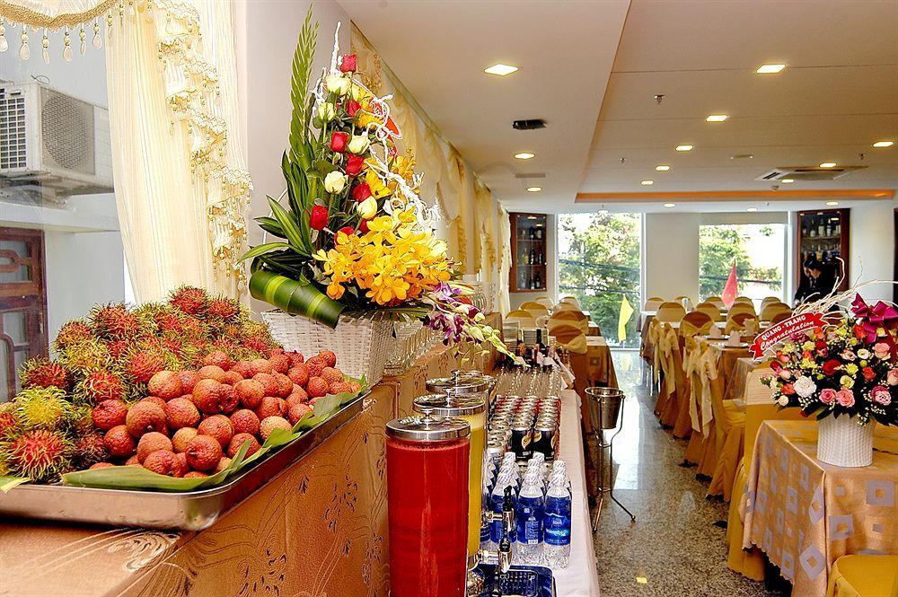 Nam Hung Hotel Nha Trang Exteriör bild