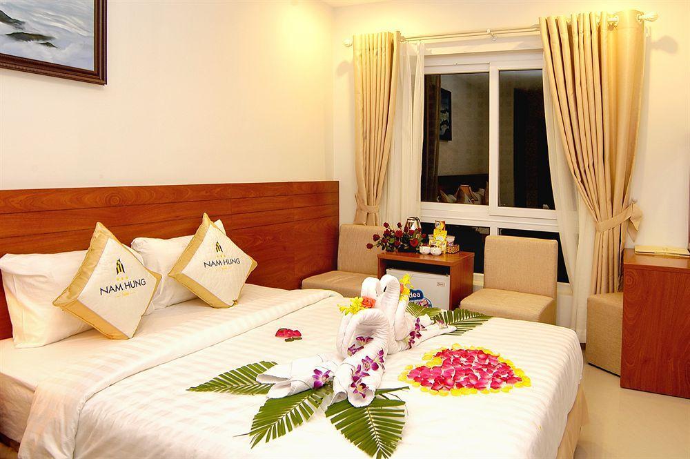 Nam Hung Hotel Nha Trang Exteriör bild