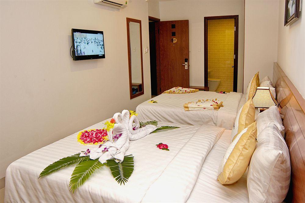 Nam Hung Hotel Nha Trang Exteriör bild