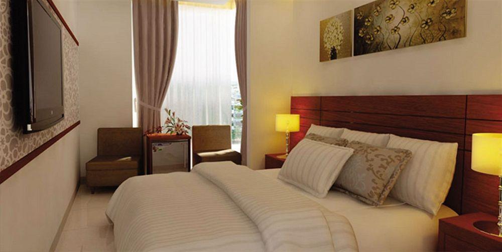 Nam Hung Hotel Nha Trang Exteriör bild
