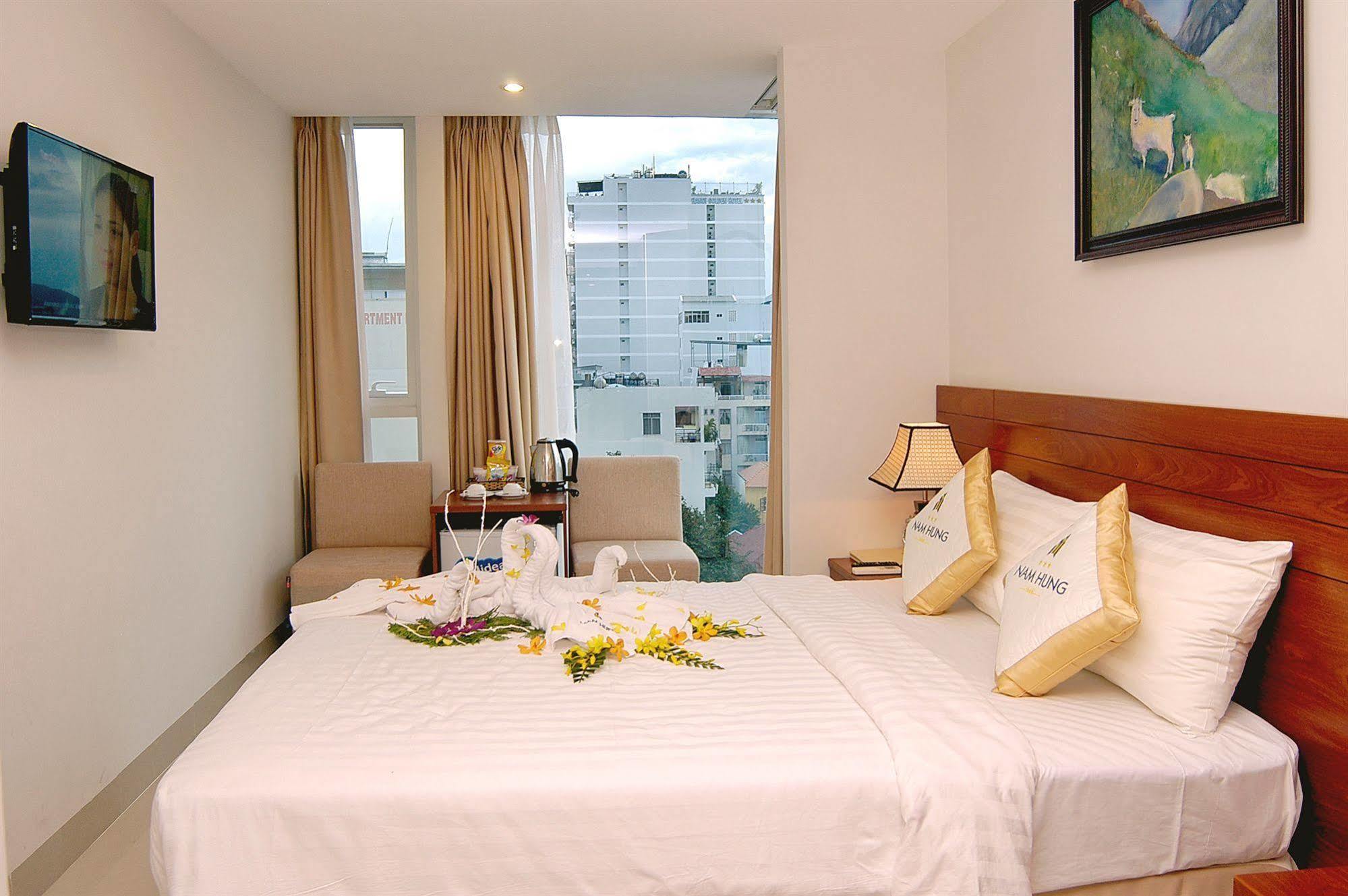 Nam Hung Hotel Nha Trang Exteriör bild